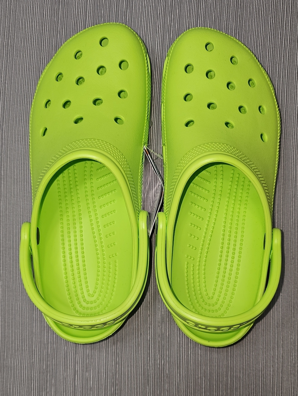 CROCS Classic Unisex Clogs In Limeade. NIB W/Tags.